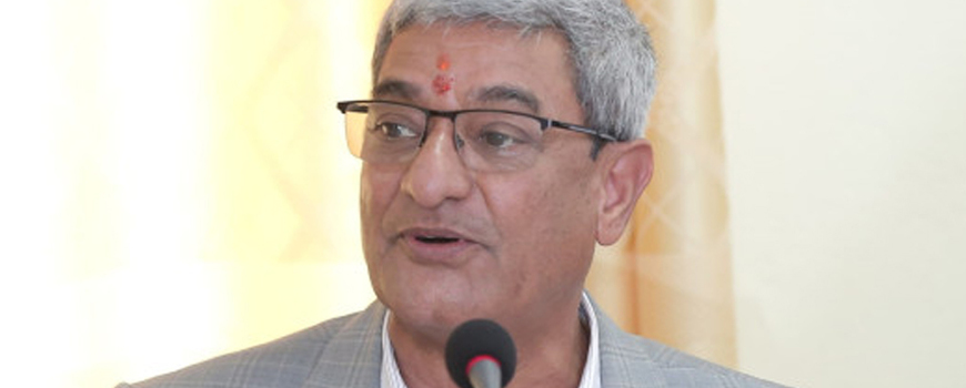  गृहमन्त्री रमेश लेखकले राजीनामा दिए